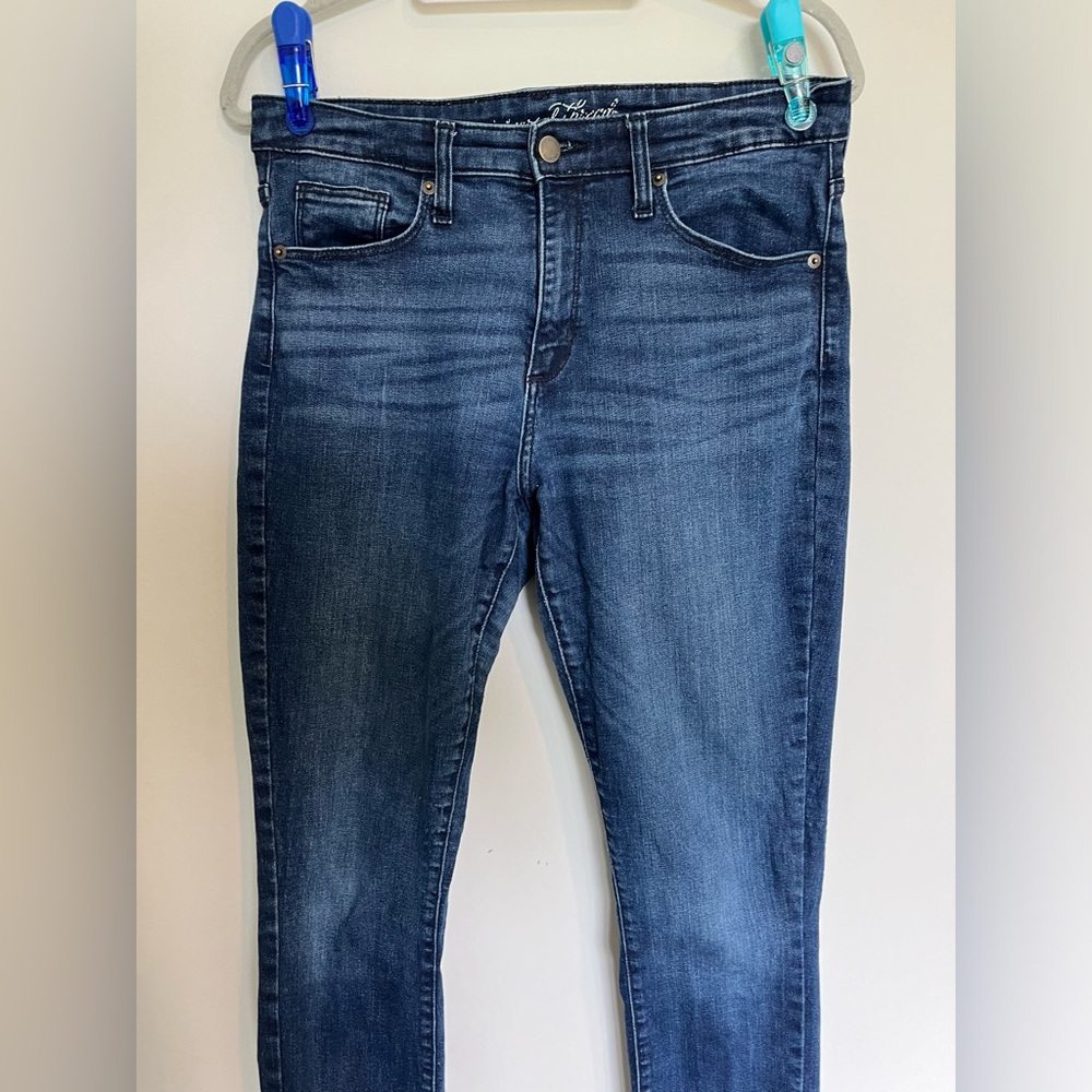 Universal threads skinny jeans